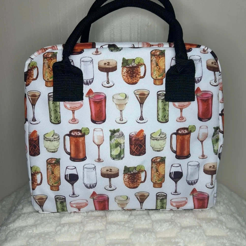 Fit + Fresh Lunch Tote with Drink Print